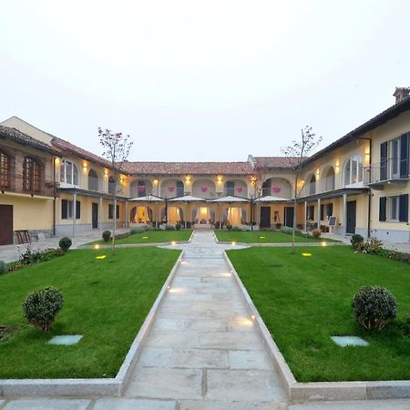 Agriturismo Cascina Varie Castagnito المظهر الخارجي الصورة