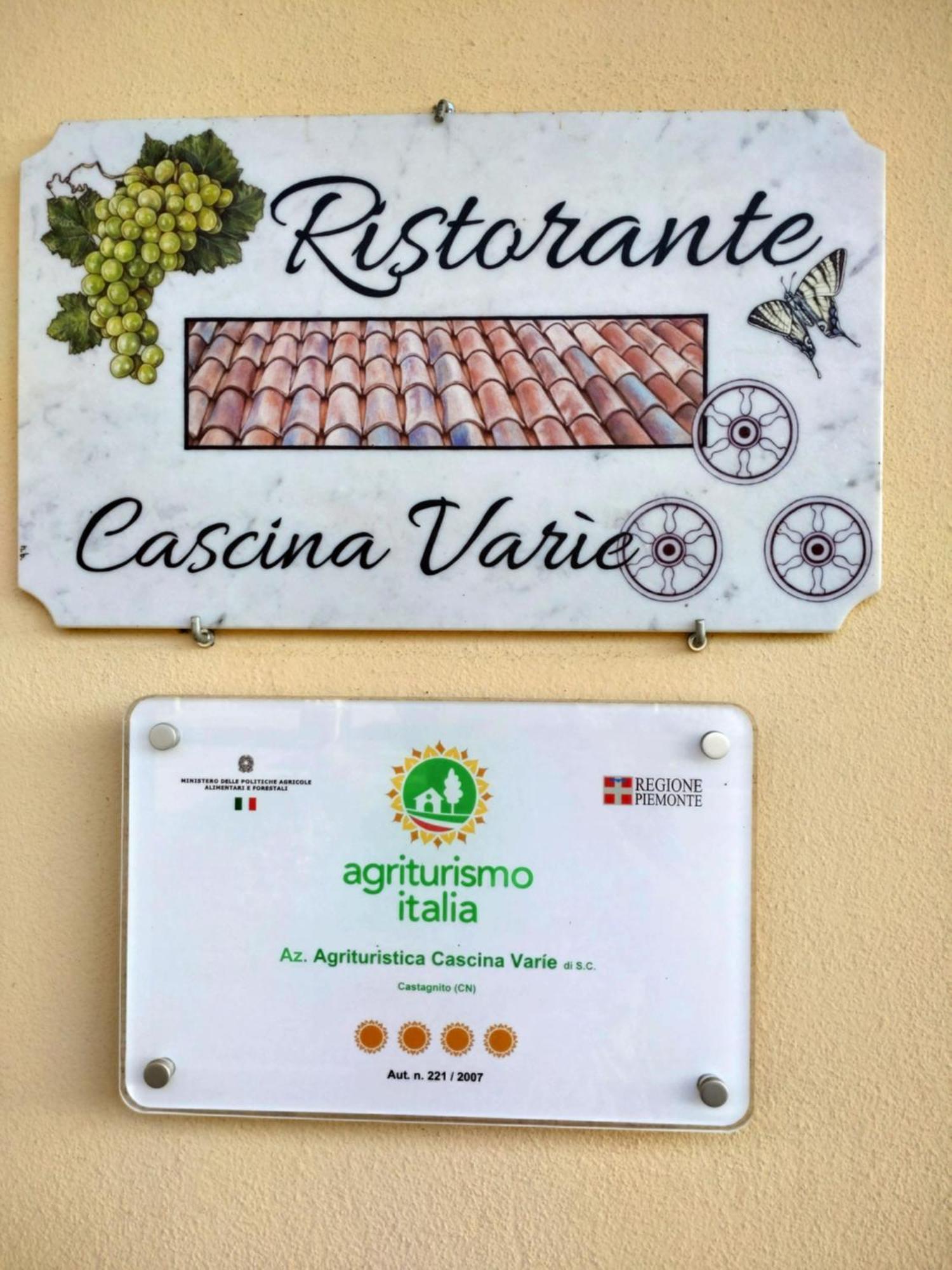 Agriturismo Cascina Varie Castagnito المظهر الخارجي الصورة