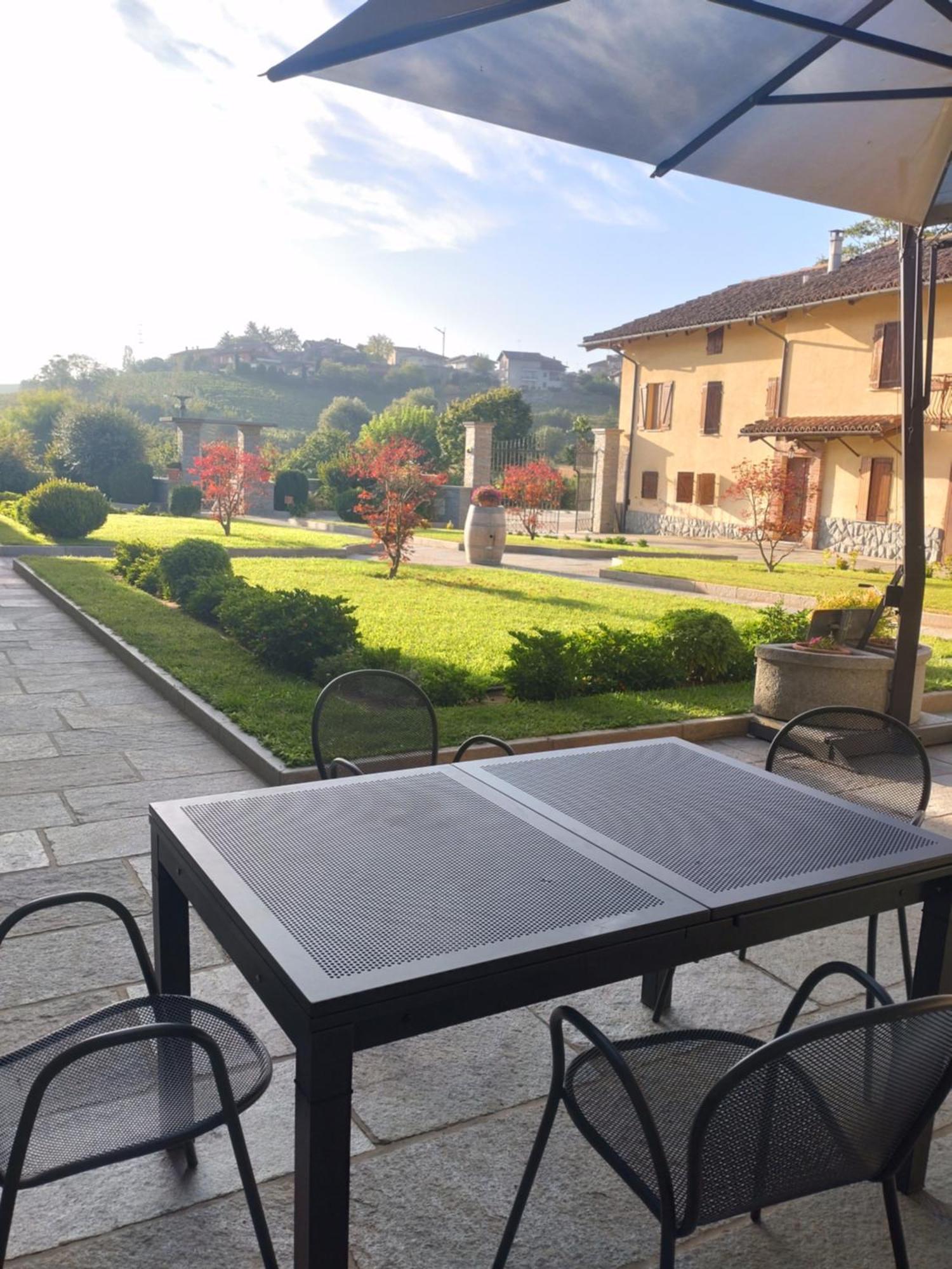 Agriturismo Cascina Varie Castagnito المظهر الخارجي الصورة