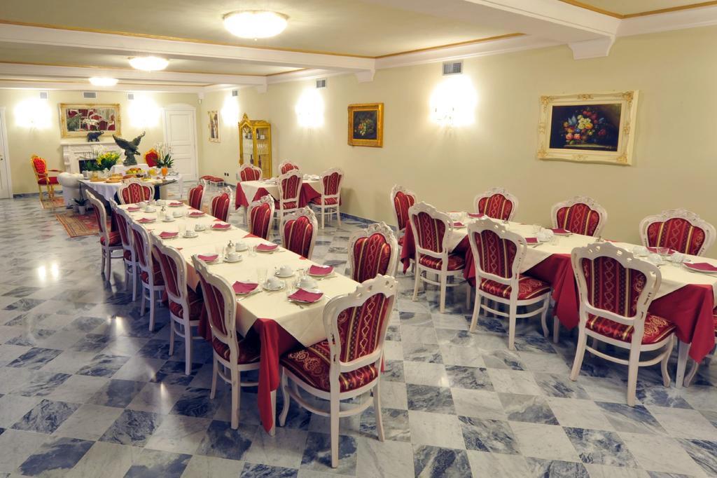 Agriturismo Cascina Varie Castagnito المظهر الخارجي الصورة