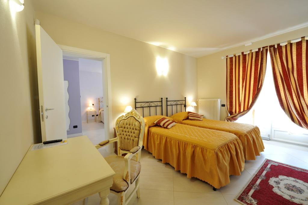Agriturismo Cascina Varie Castagnito المظهر الخارجي الصورة